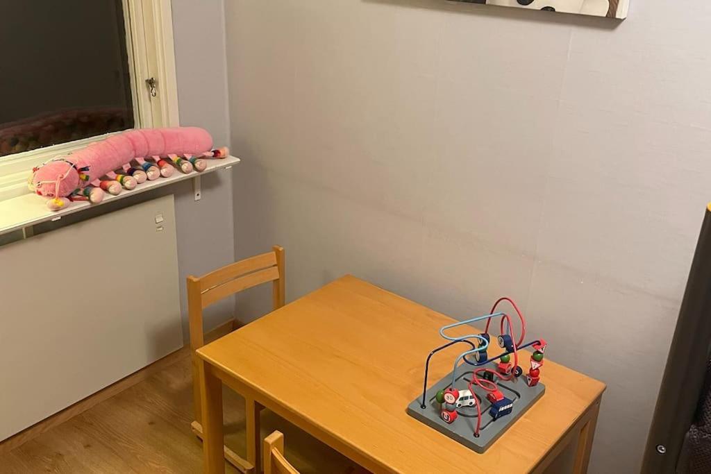 Familjevaenligt Hus Naera Isaberg! Villa Hestra ภายนอก รูปภาพ