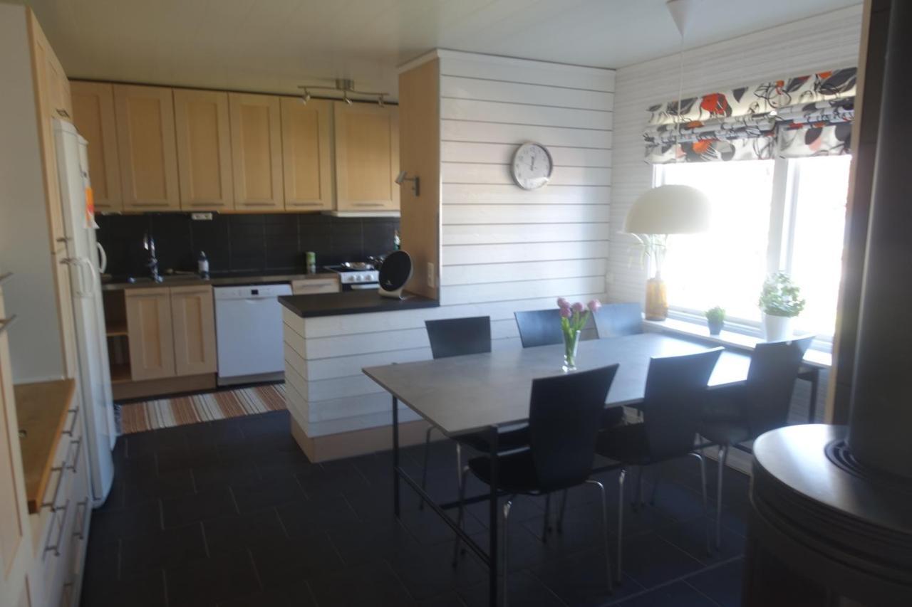 Familjevaenligt Hus Naera Isaberg! Villa Hestra ภายนอก รูปภาพ