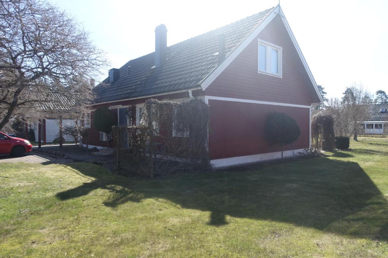 Familjevaenligt Hus Naera Isaberg! Villa Hestra ภายนอก รูปภาพ
